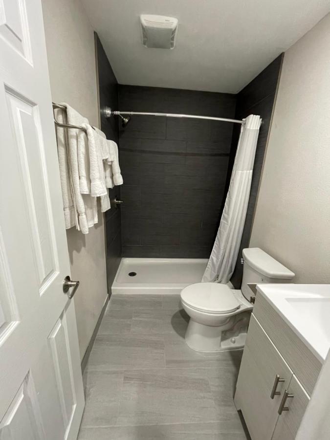 Fontana Inn エクステリア 写真
